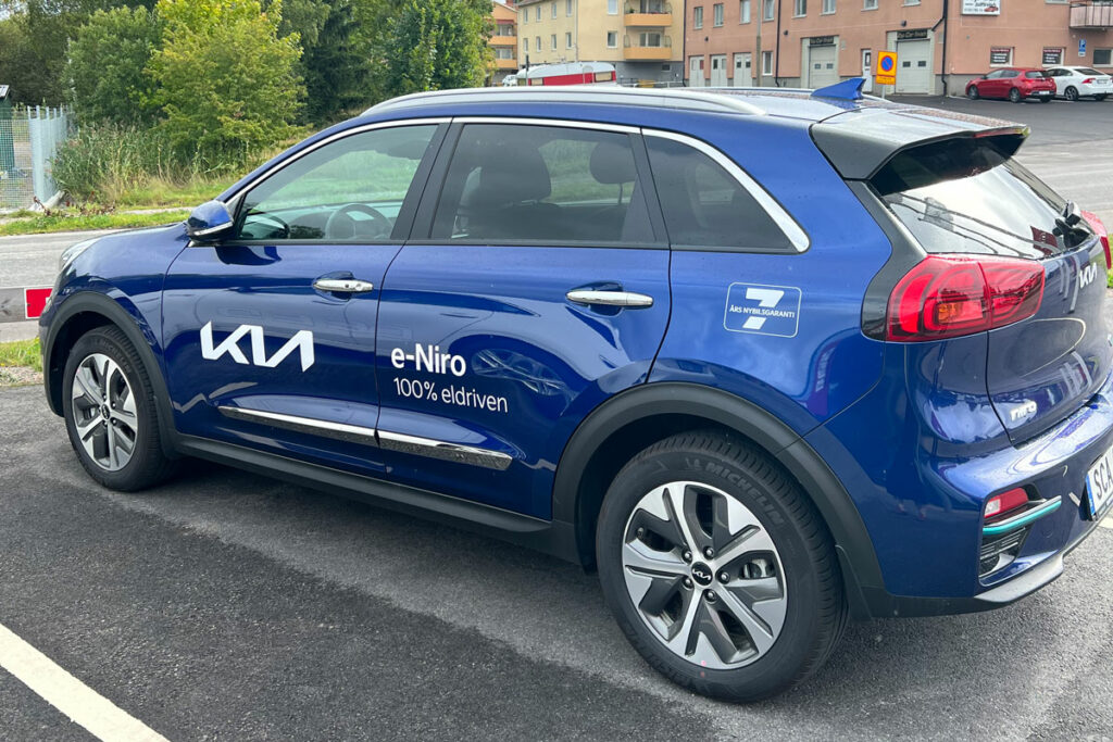 Blå Kia e-Niro